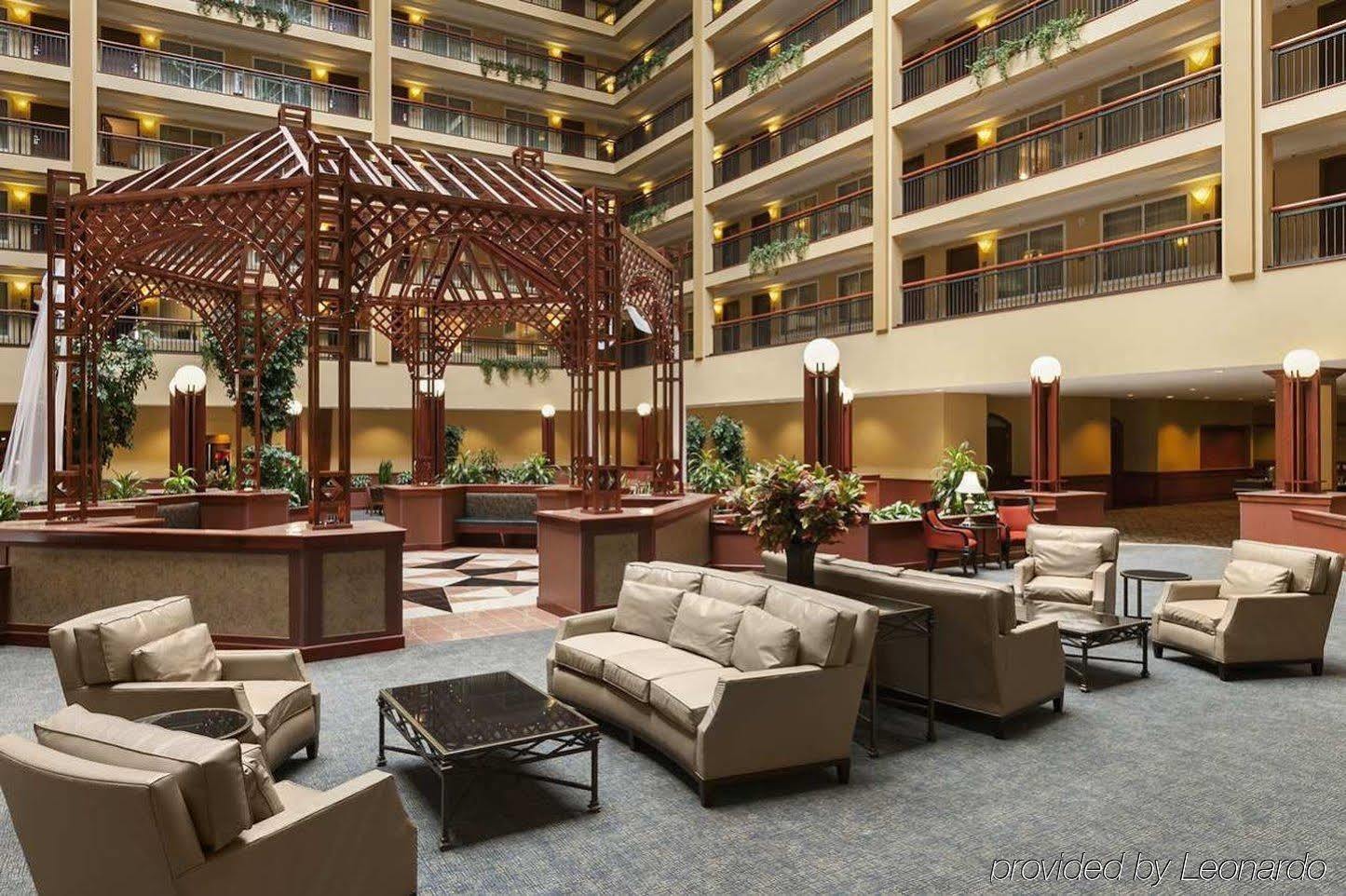 Embassy Suites By Hilton Cleveland Rockside Independence Exterior photo